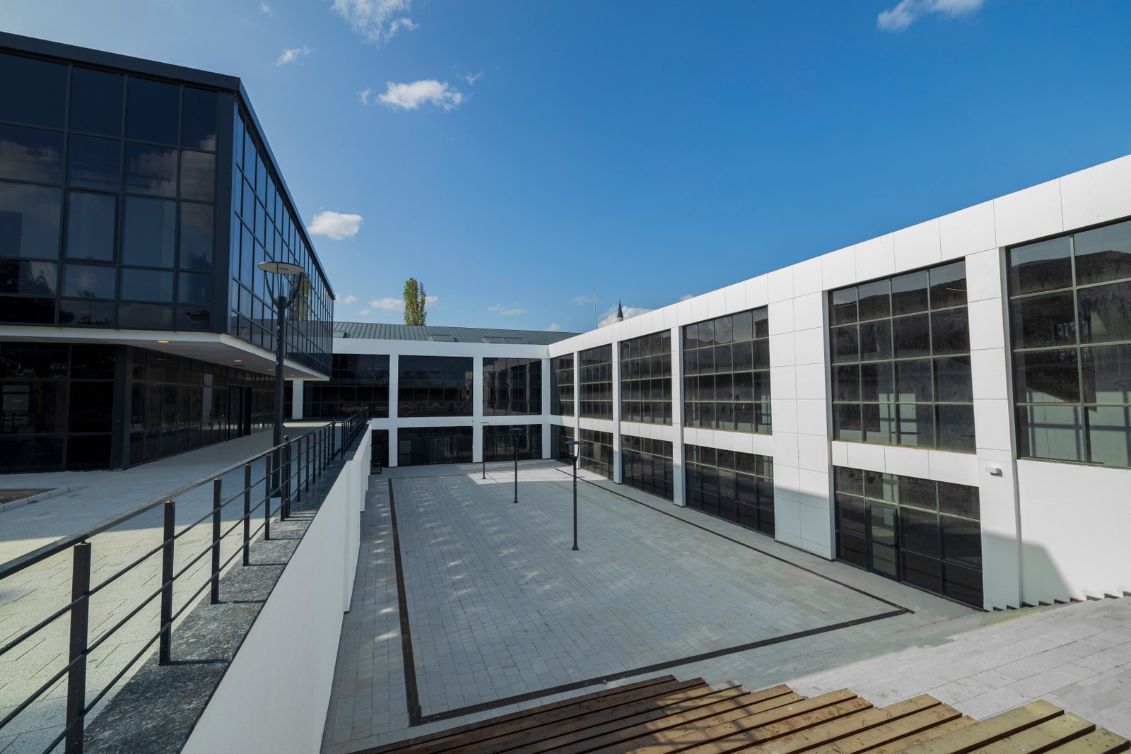 Yıldız Teknik Üniversitesi Davutpaşa Kampüsü Yeni Kütüphane Binası Yapım İşi